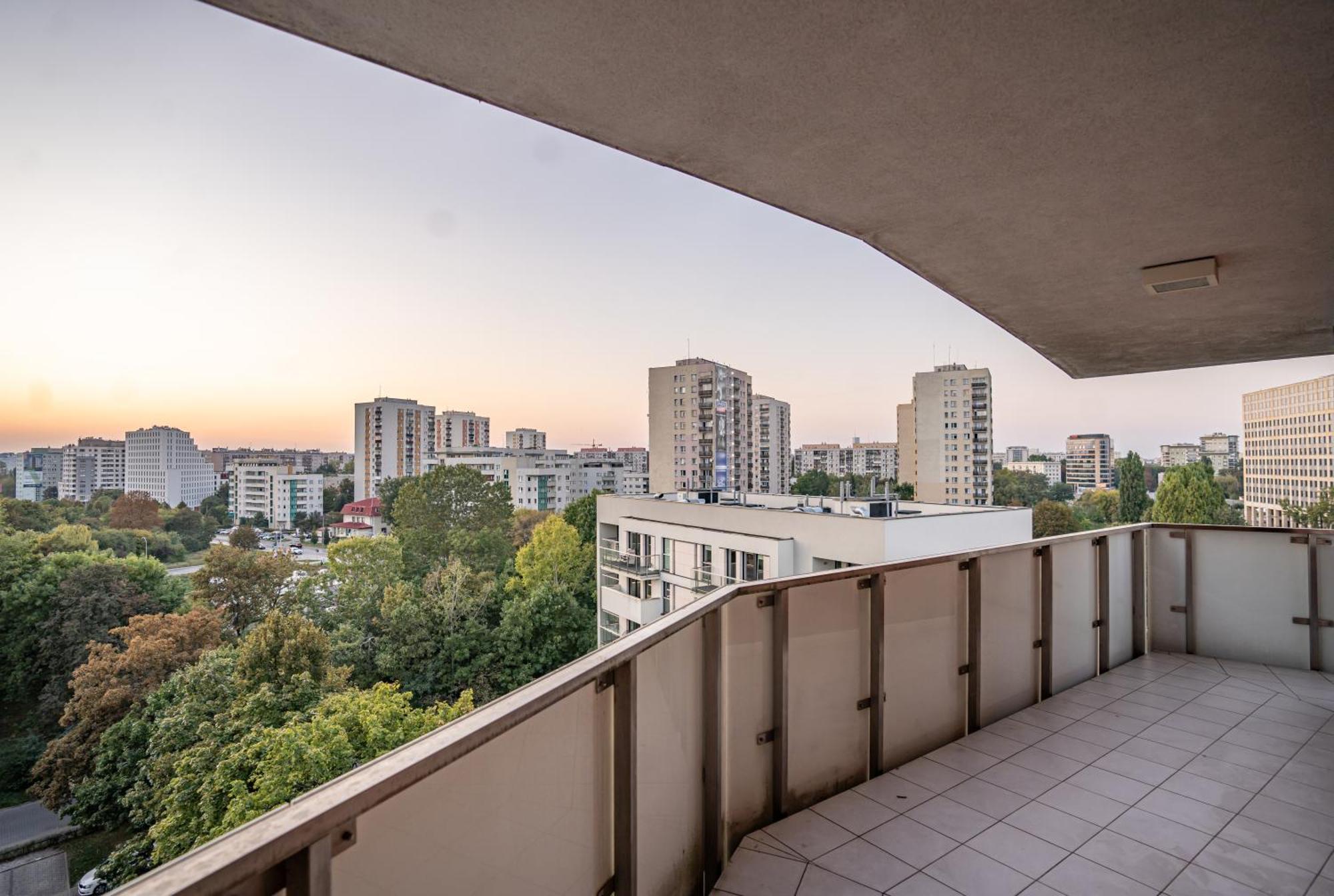 Waw Pokoje Manhattan Warsaw Exterior photo
